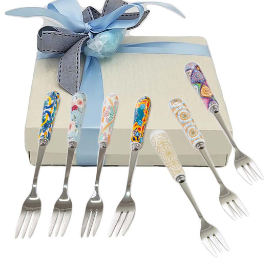 Wedding favor set of fantasy metal forks with stars 